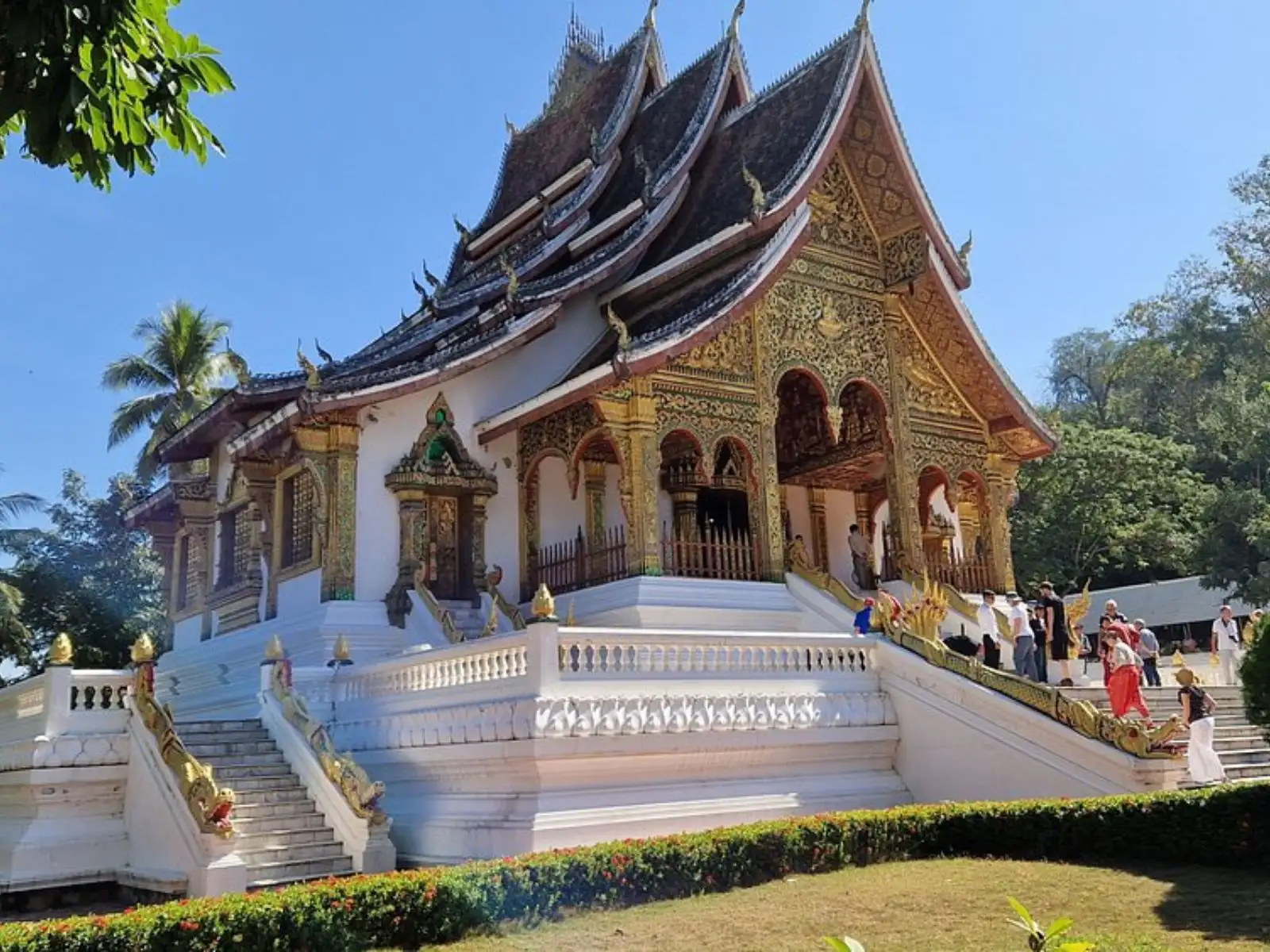 Private Full-Day Luang Prabang City Tour Wonders
