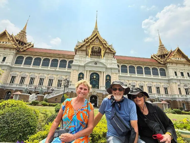 Unforgettable Private Grand Palace and Temple Tour Bangkok